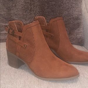 Chestnut Booties